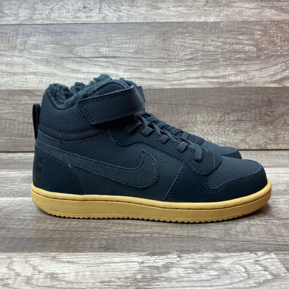 nike court borough mid wtr psv